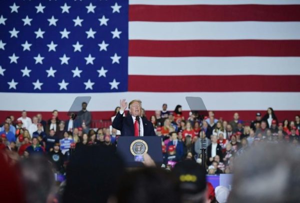 Trump snubs media dinner