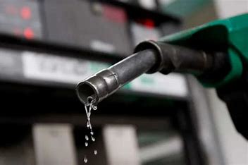 Dangote, again crashes PMS Price by N65 to N825 per Litre