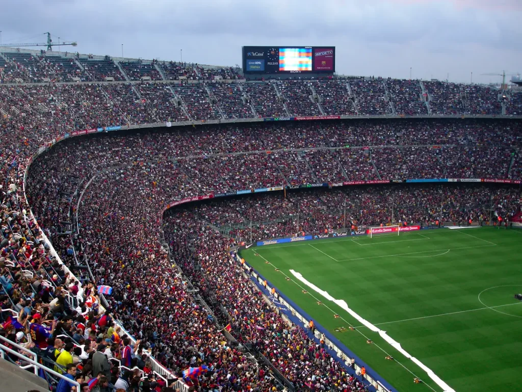 largest stadiums