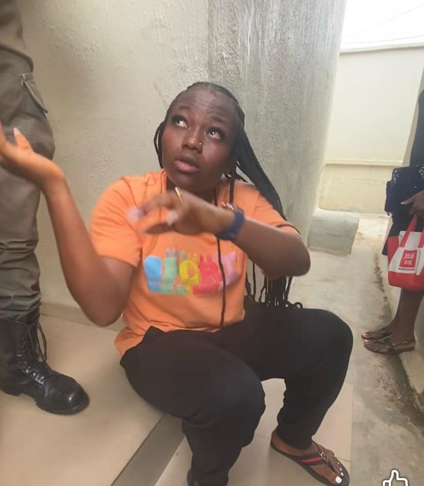 lady caught stealing in bank