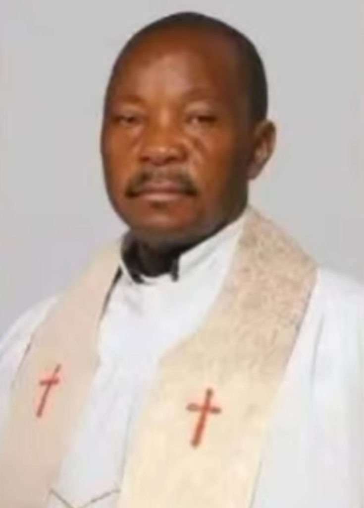 Kidnapped Kaduna Anglican priest dies in captivity, as reported by SaharaReporters, highlighting rising insecurity in Kaduna following the abduction of Venerable Edwin Achi and his wife.