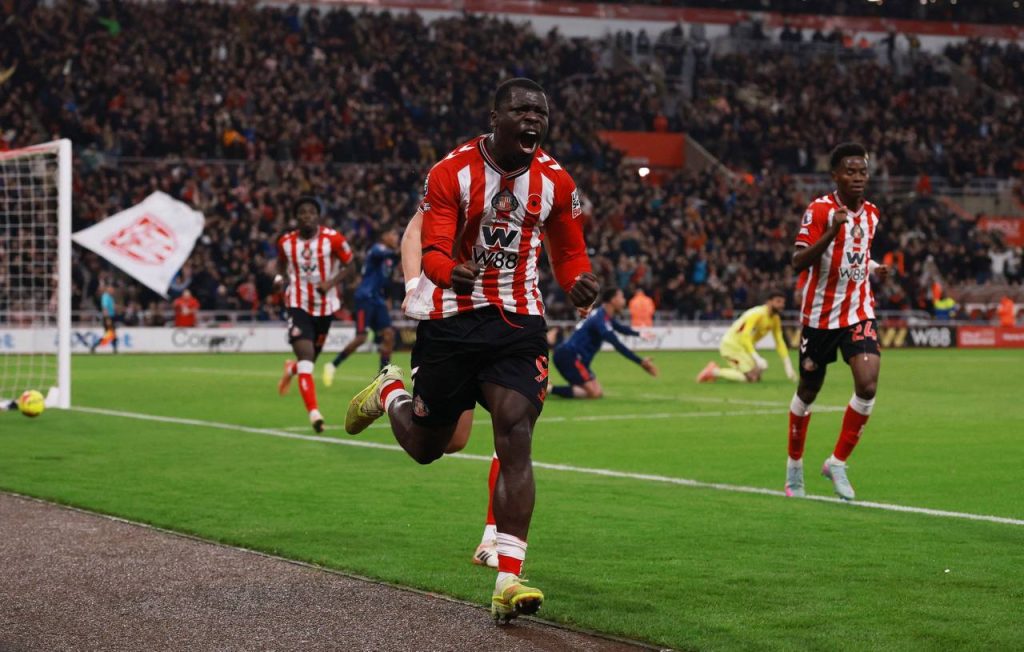 Premier League leaders Arsenal were held to a 2-2 draw by Sunderland on Saturday night after Brian Brobbey’s stoppage-time equalizer denied them victory at the Stadium of Light.