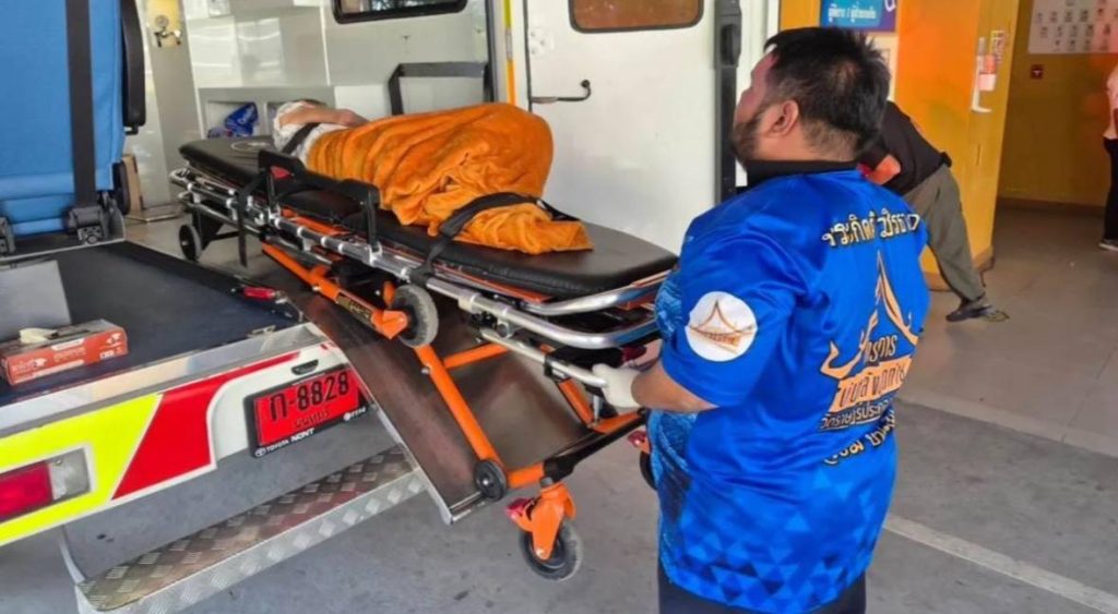 Woman found alive in a coffin at a Thai temple after being brought for cremation, shocking staff and prompting immediate hospital care.