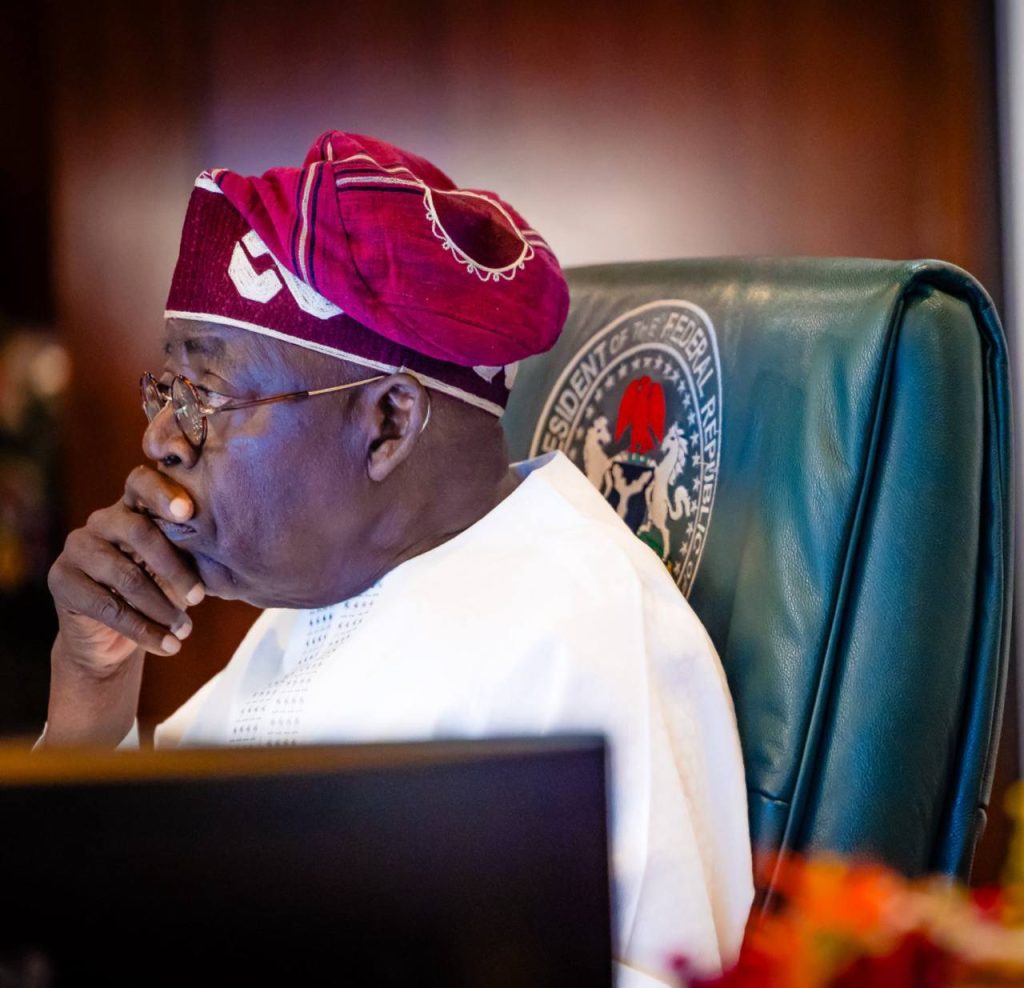 nationwide security emergency, Tinubu orders VIP escorts withdrawal, directing police to focus on core duties and approving 30,000 new recruits to strengthen security across Nigeria.