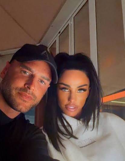 Katie Price confirms Dubai wedding just hours after her surprise engagement, marrying Lee Andrews in a quick ceremony after a whirlwind online romance.