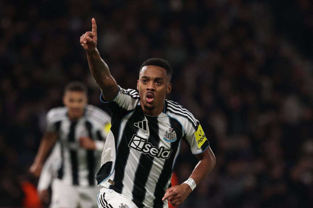 Newcastle held PSG to draw in a 1-1 Champions League clash at the Parc des Princes, a result that pushed both teams into the play-off round after missing out on automatic last-16 qualification.