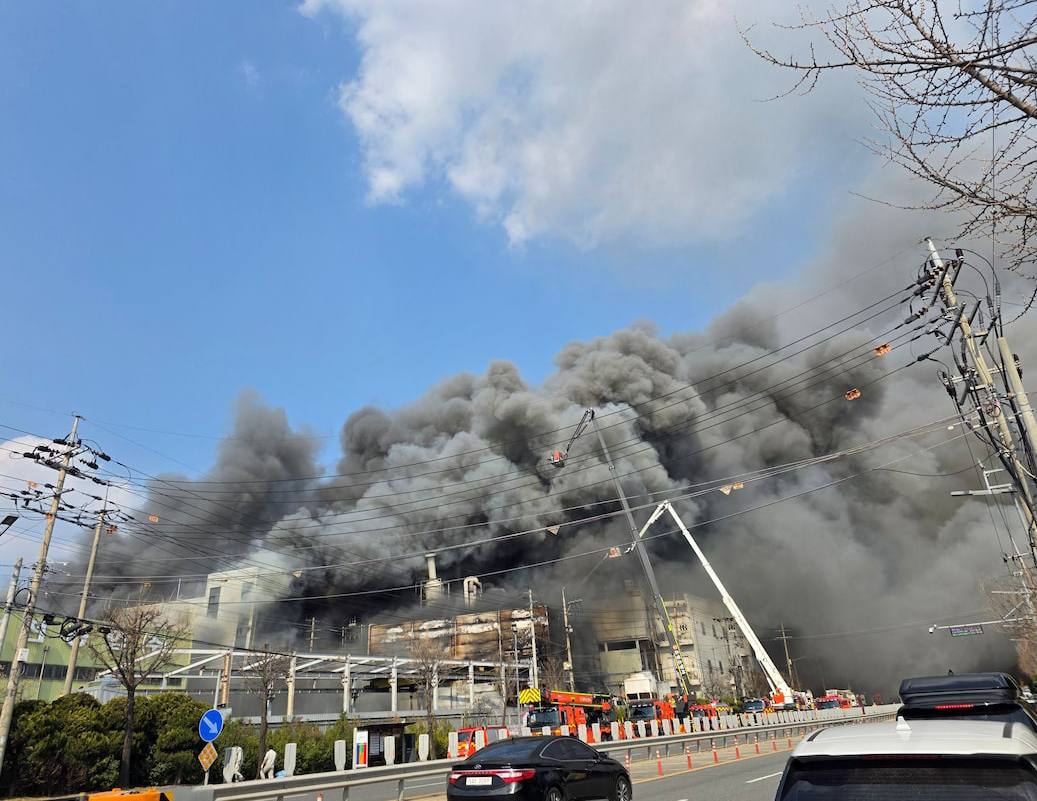 Over 50 injured in South Korea car parts factory fire as blaze in Daejeon leaves dozens hurt, several missing, and triggers nationwide emergency response.