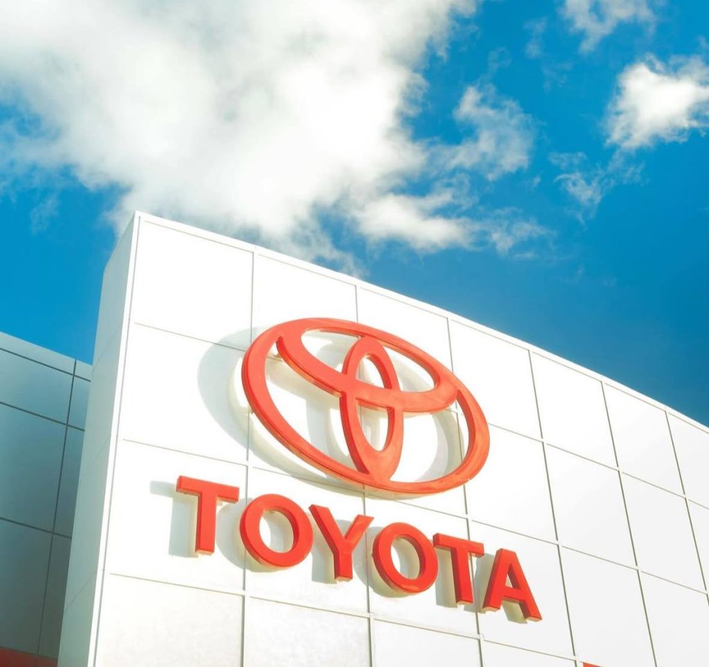 Toyota recalls vehicles in US over a seat-back defect affecting 550,000 Highlander SUVs. Owners are advised to check their VIN and get repairs at no cost.