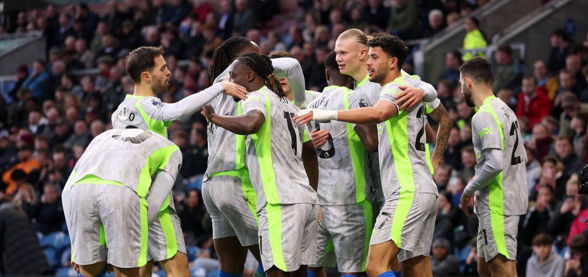 Man City go top of the table after a narrow 1-0 away win over Burnley, with Erling Haaland scoring early to secure a crucial Premier League victory.